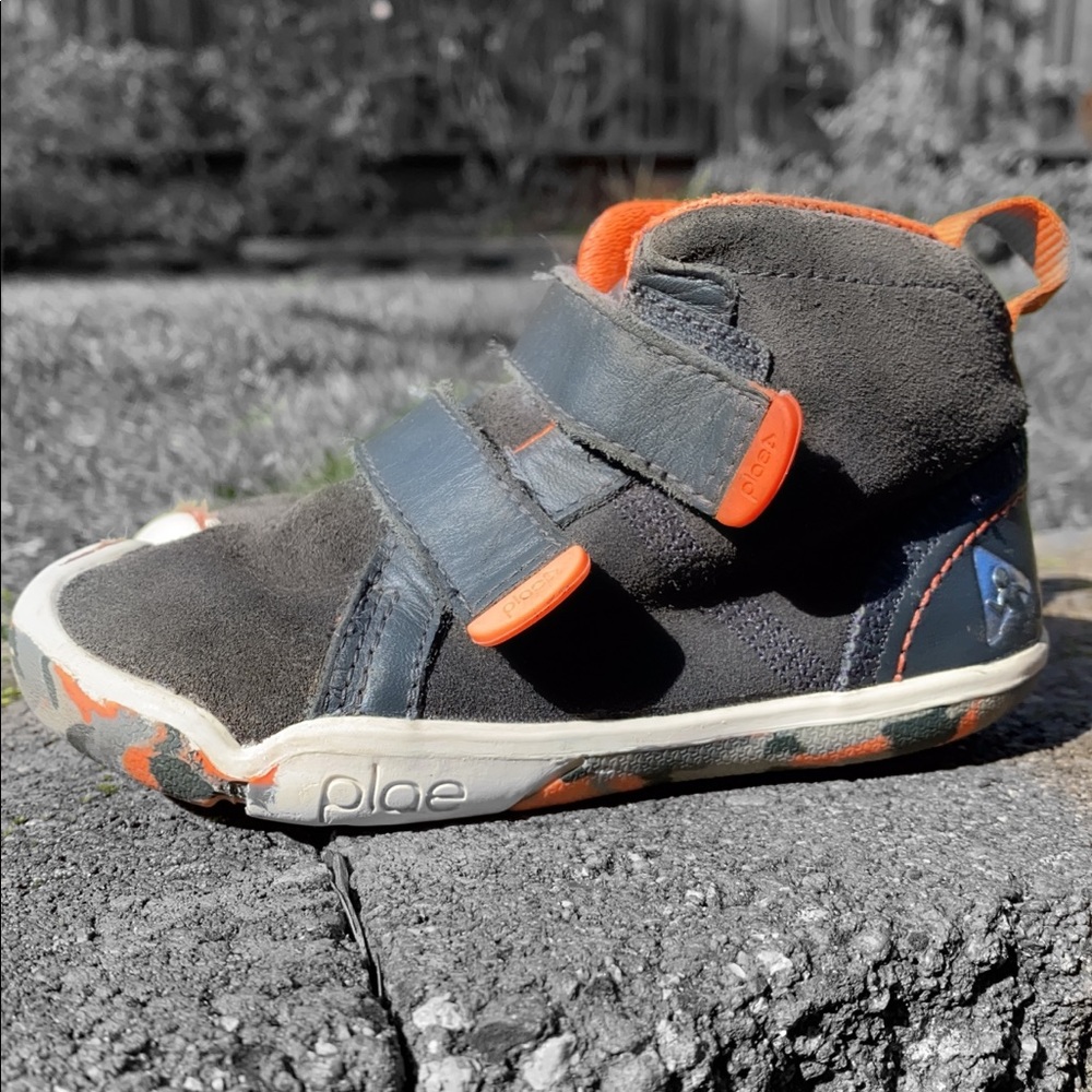 Plae MAX high tops In Subterranean Grey